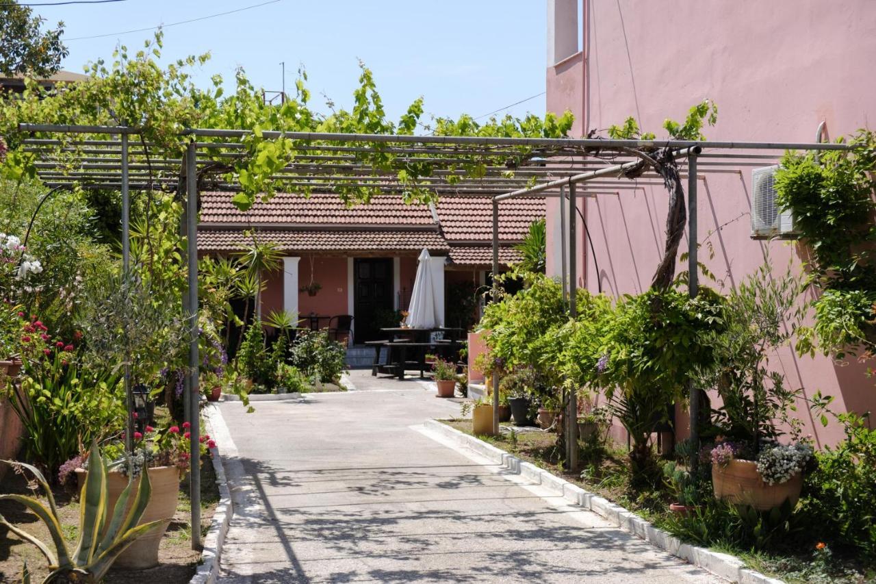 Mouzakitis Apartments 4 Arillas  Exteriör bild